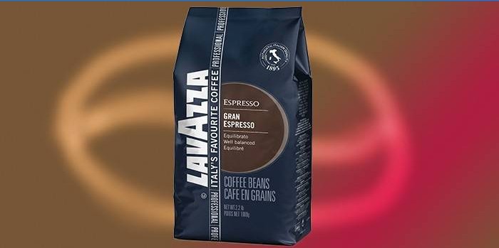 Pakowanie ziaren kawy Lavazza Grand Espresso