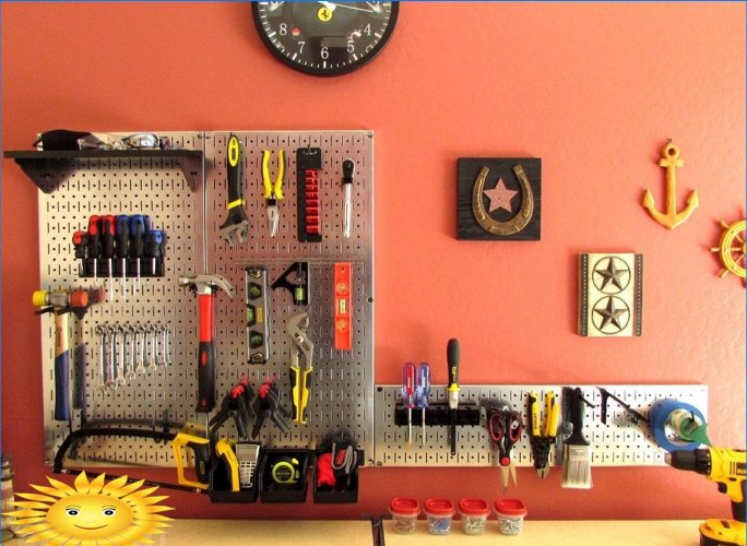 Pegboard: otwarty system przechowywania