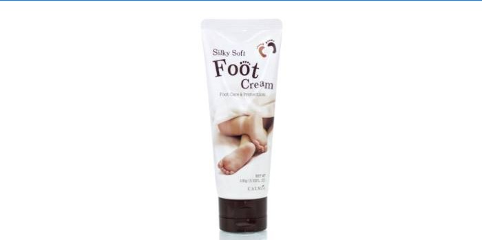 Calmia Silky Soft Foot Cream, z masłem shea i makadamia