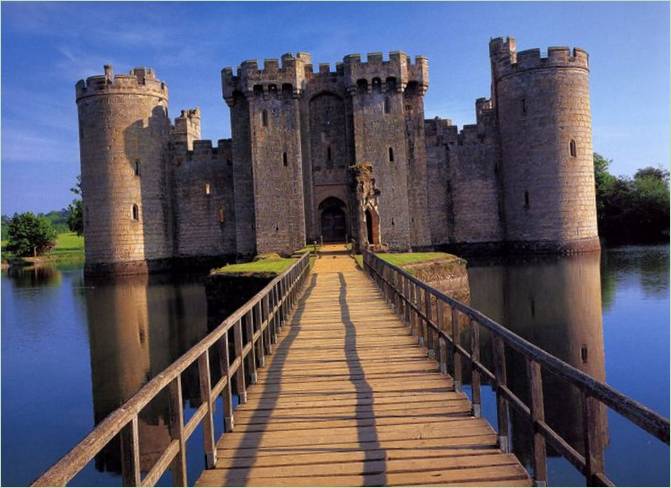 Zamek Bodiam - East Sussex Anglia