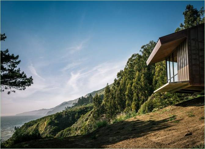 Domek wiejski Fall House na plaży Big Sur