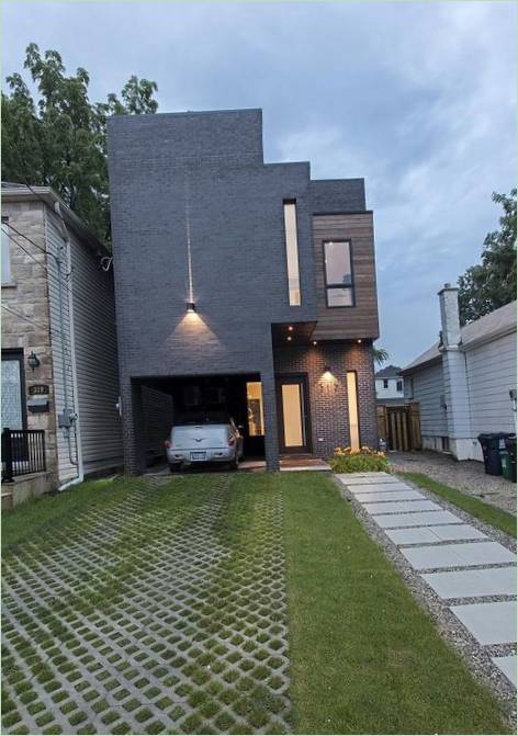 Zewnętrzna część Totem House w Toronto